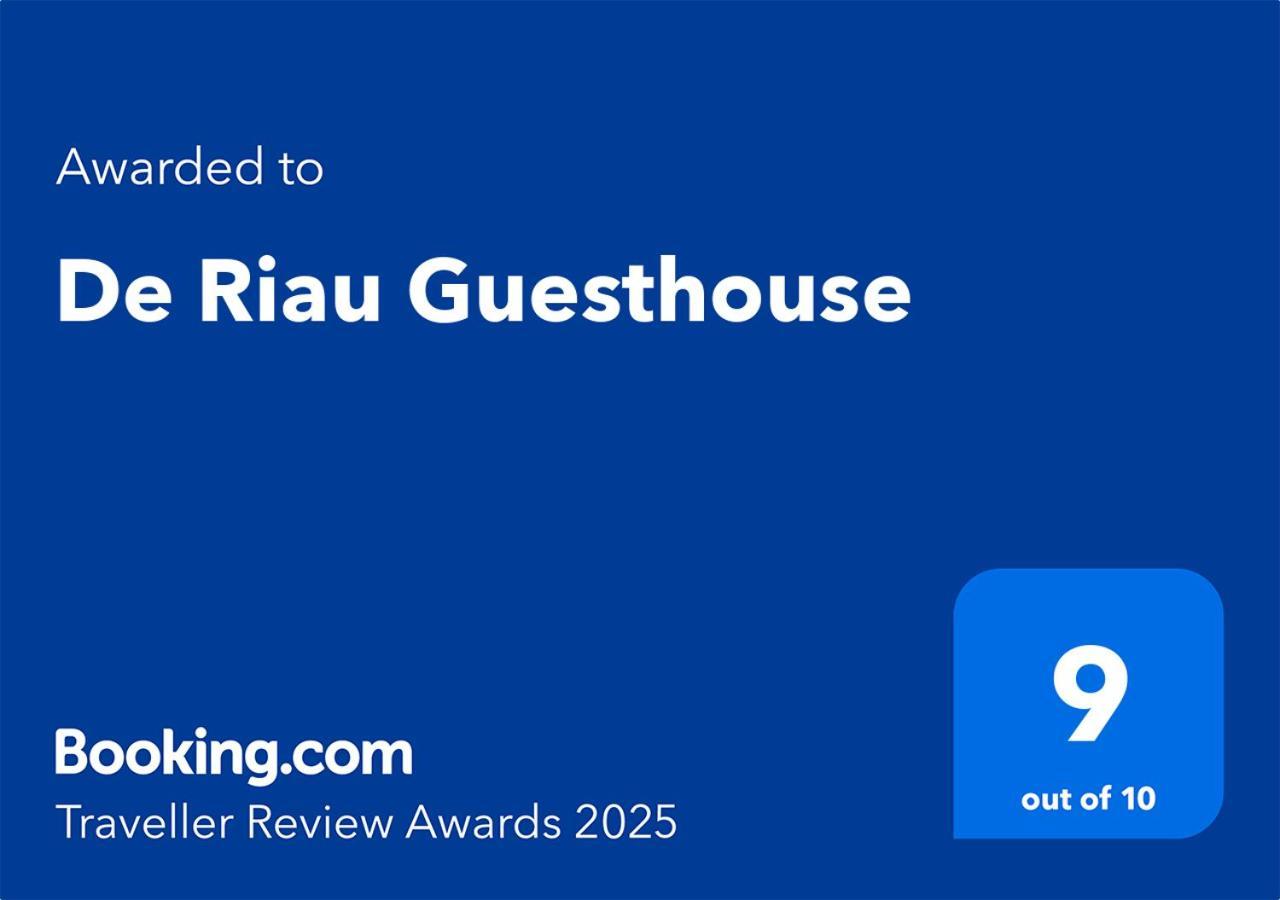 De Riau Guesthouse Bandung Eksteriør bilde